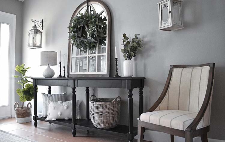 entryway chair